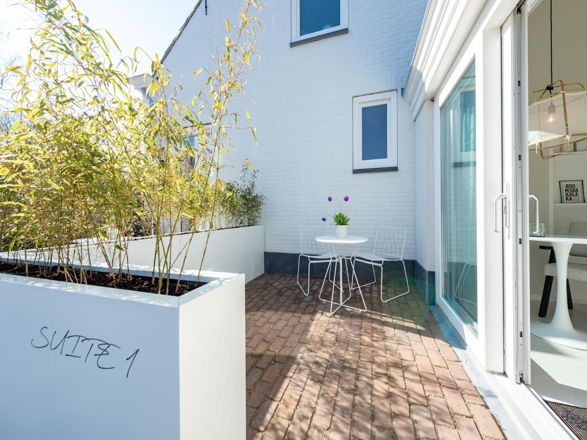 Pleasaing Holiday Home In Oostkapelle Near Centre Esterno foto